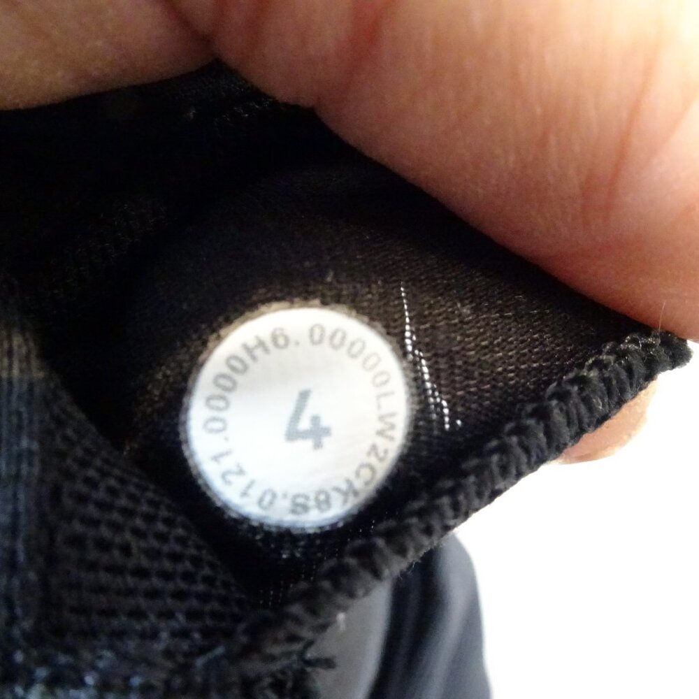 Lululemon Energy High-neck Longline Ribbed Bra Size 4 Black Workout Gear Athleti - Picture 6 of 6